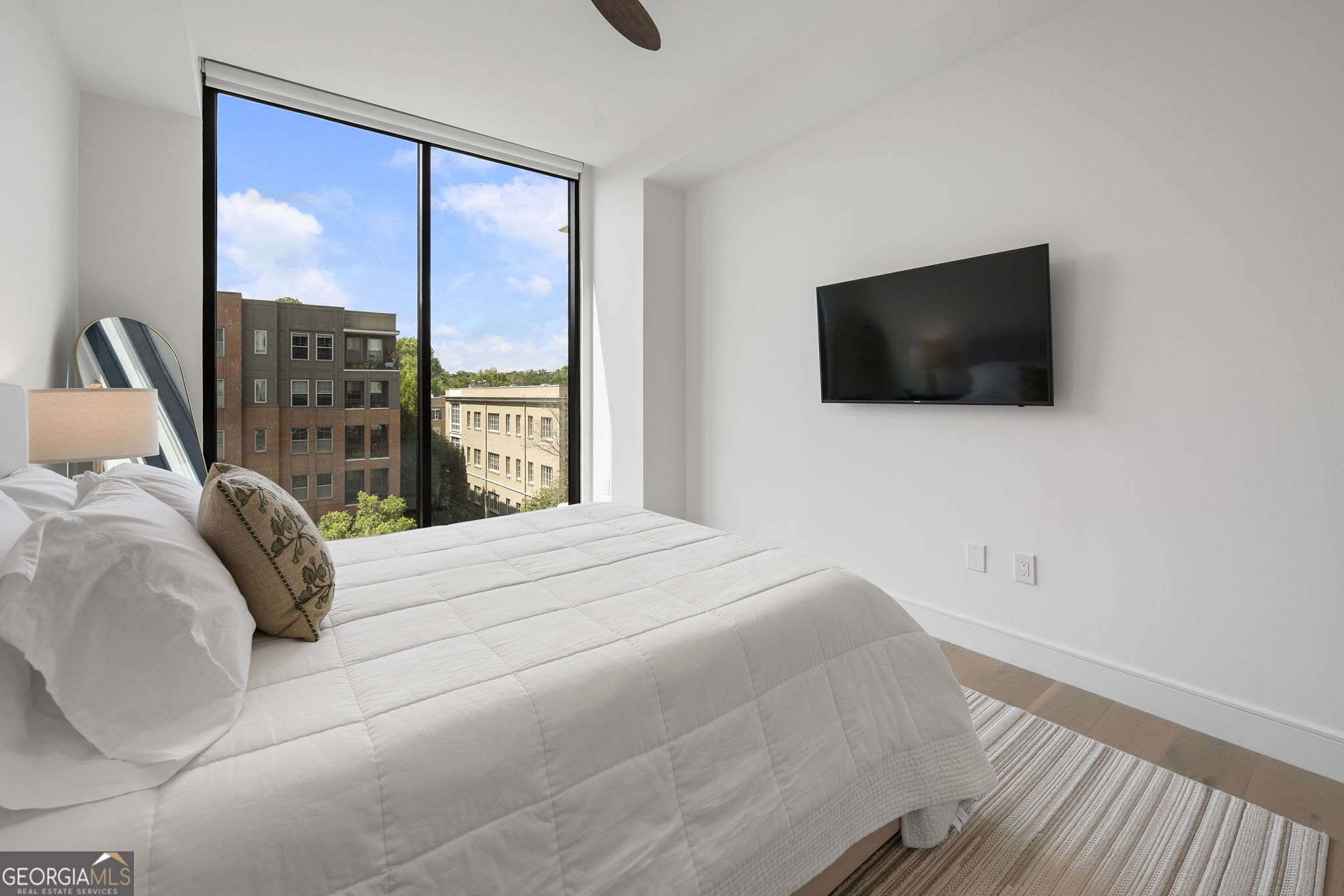 2425 Peachtree Road Ne # 511 Property Photo 28