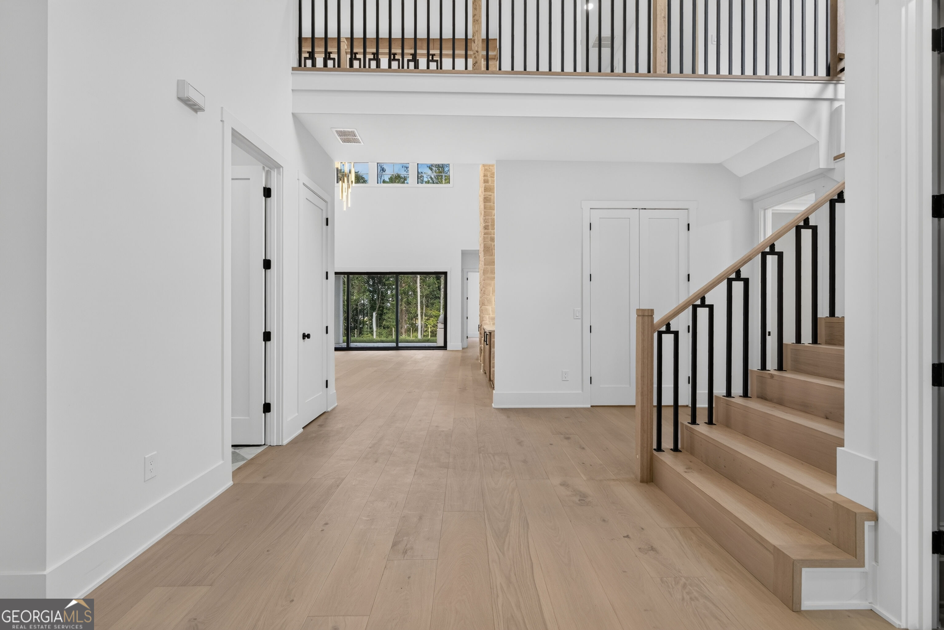 125 Manger Avenue W Property Photo 6