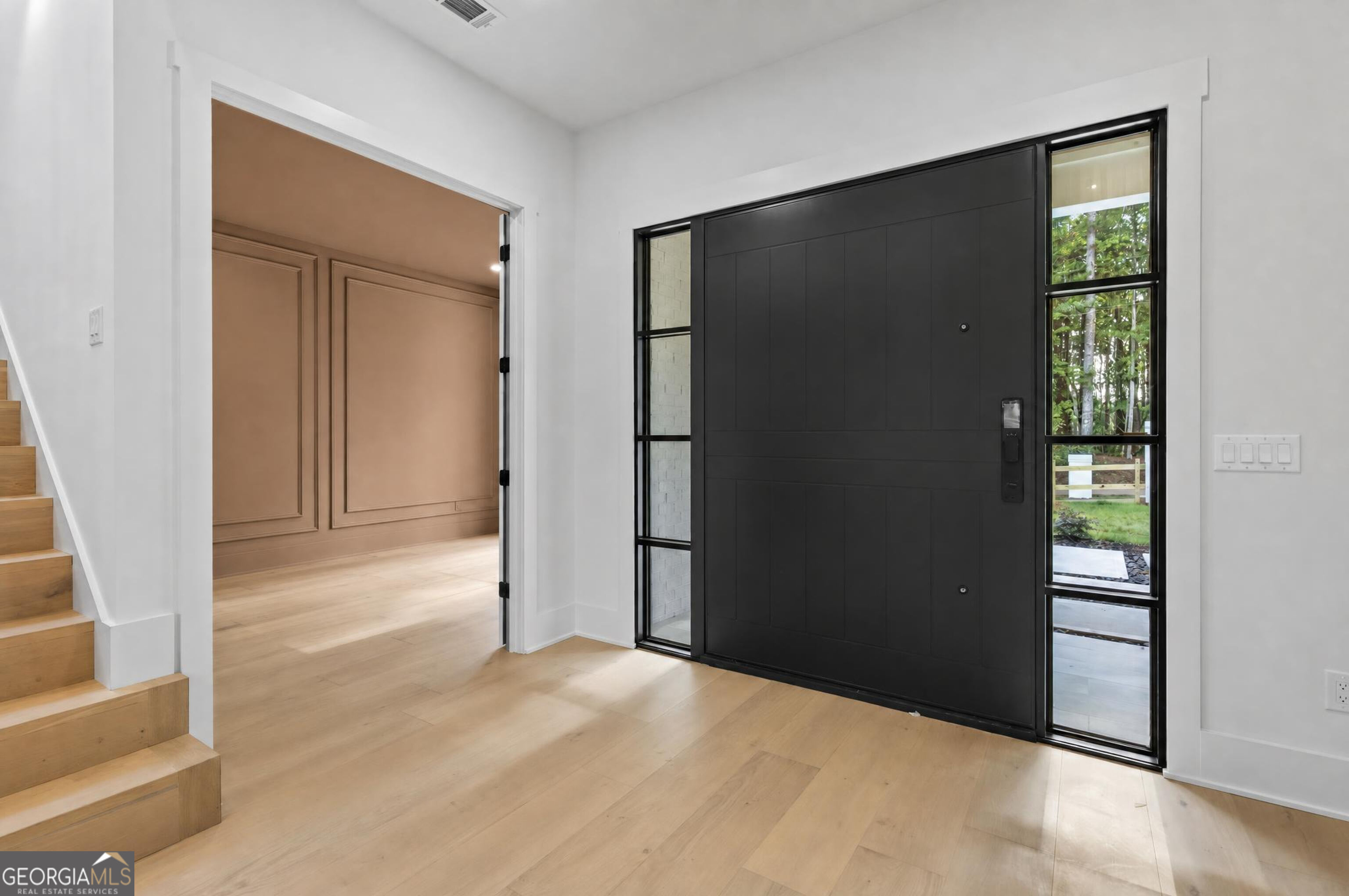 125 Manger Avenue W Property Photo 7