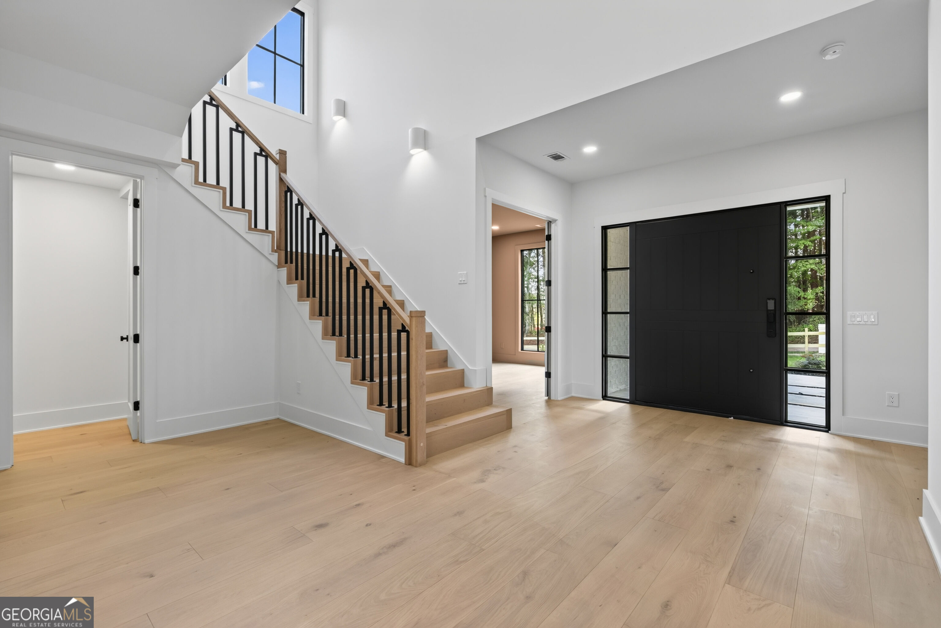 125 Manger Avenue W Property Photo 11