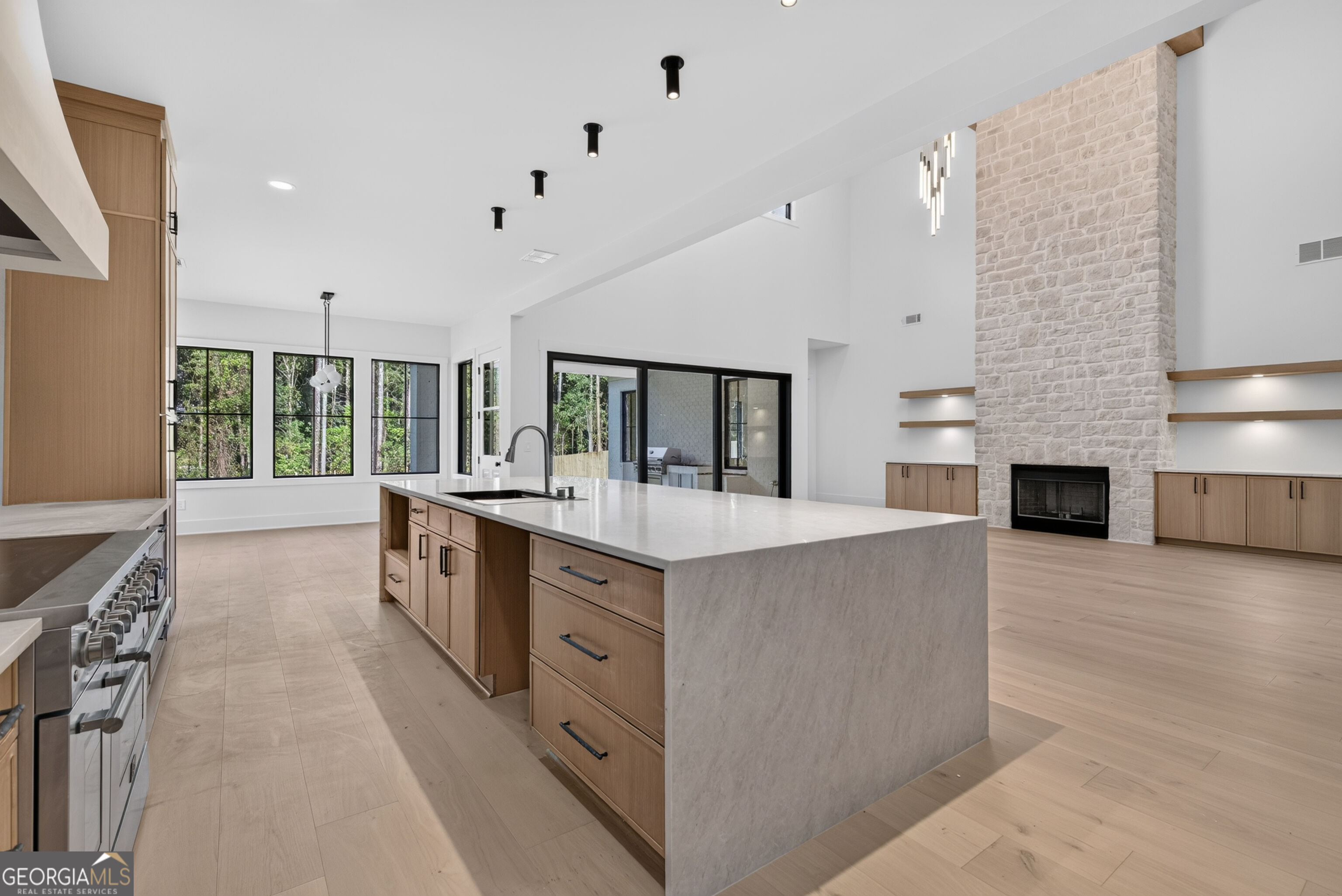 125 Manger Avenue W Property Photo 23
