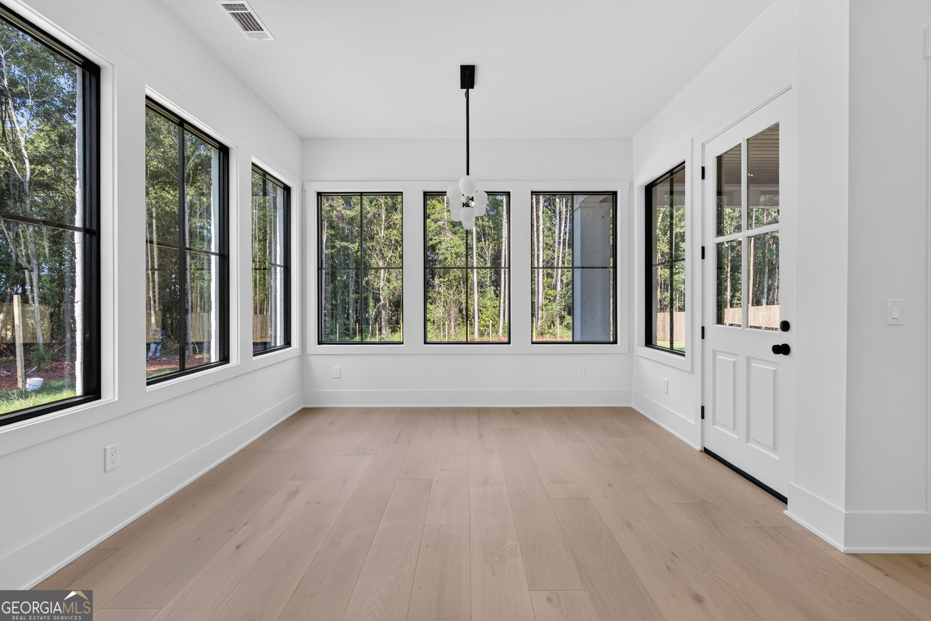 125 Manger Avenue W Property Photo 30