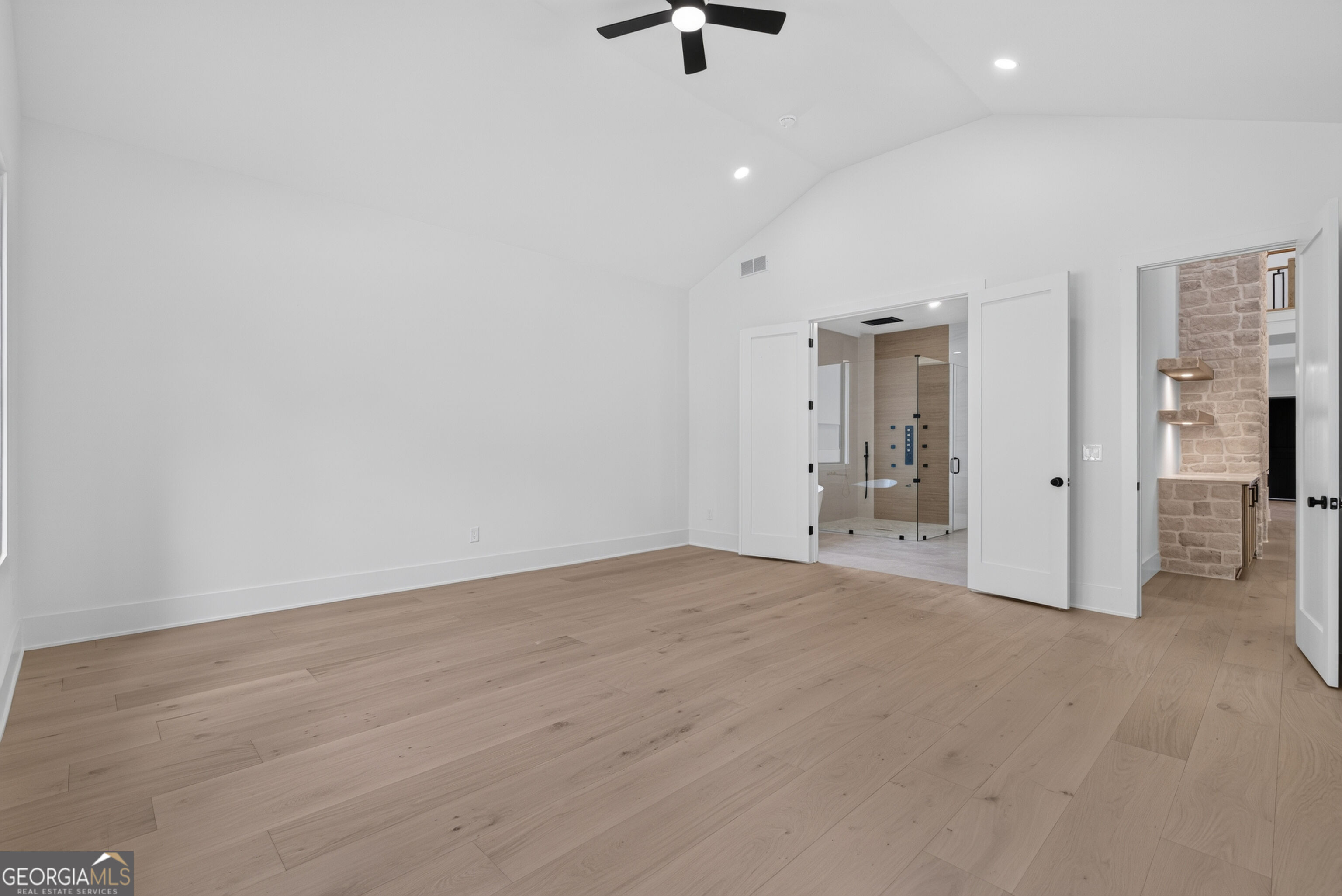 125 Manger Avenue W Property Photo 36