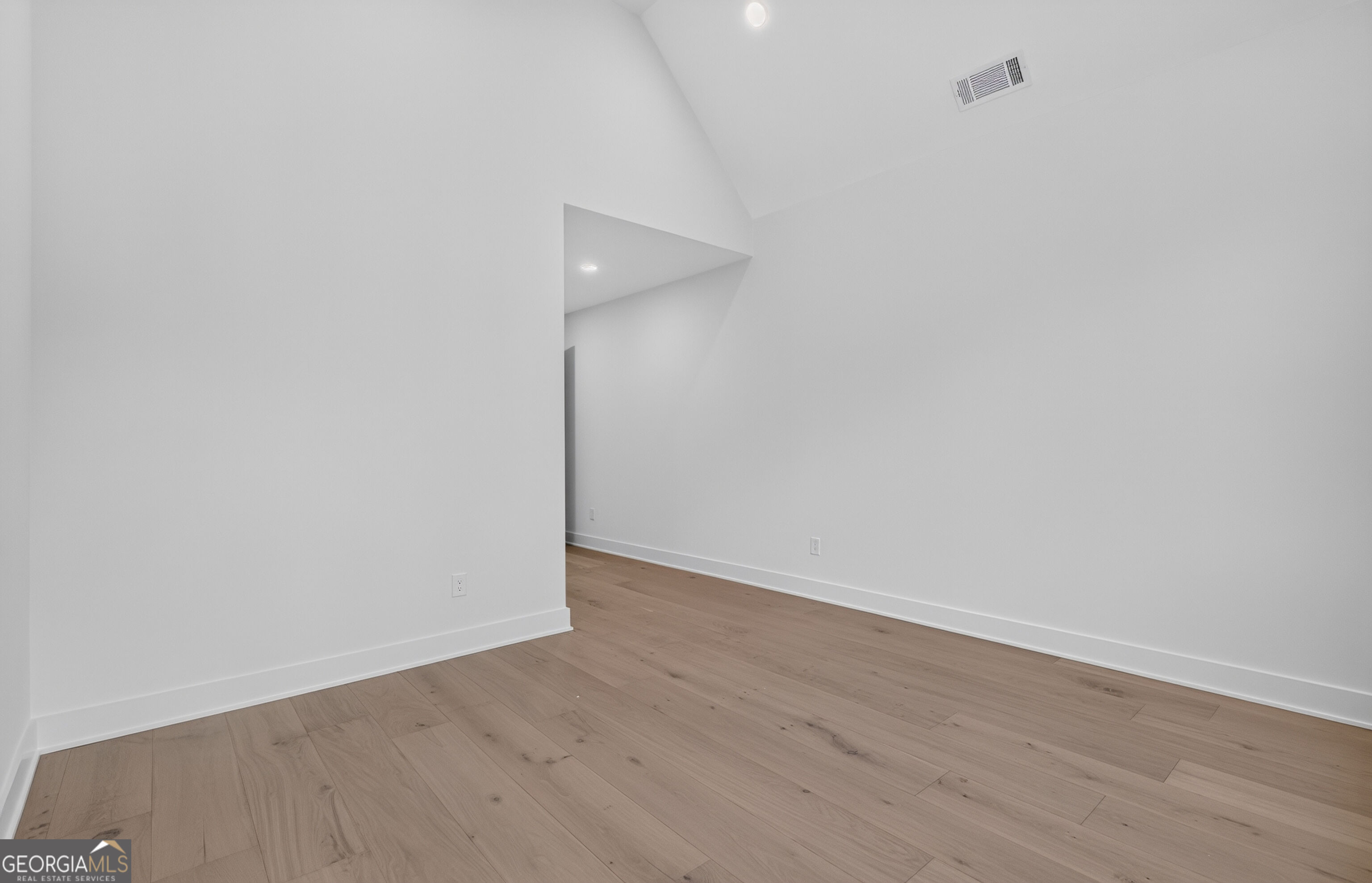 125 Manger Avenue W Property Photo 46