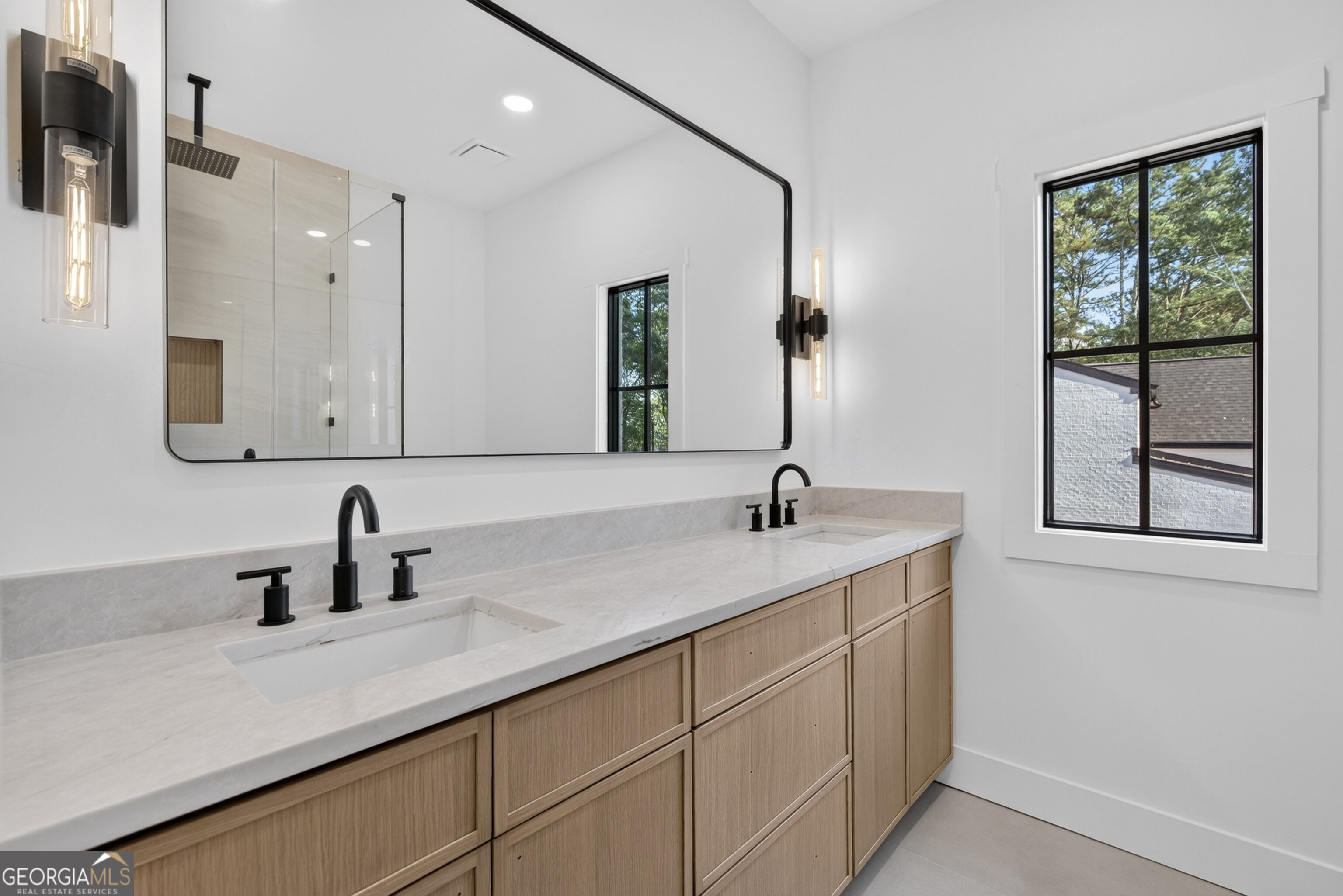 125 Manger Avenue W Property Photo 47