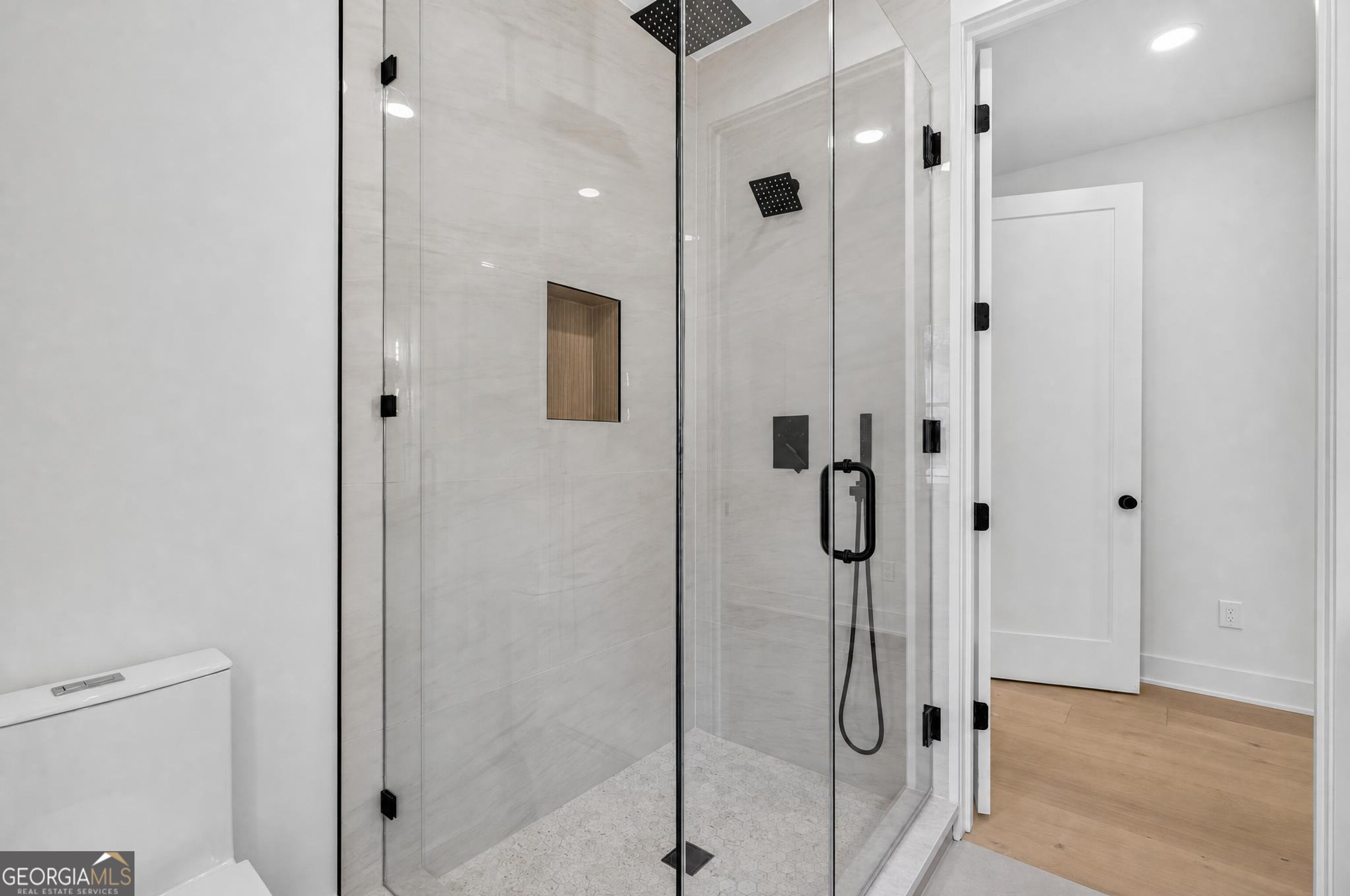 125 Manger Avenue W Property Photo 48