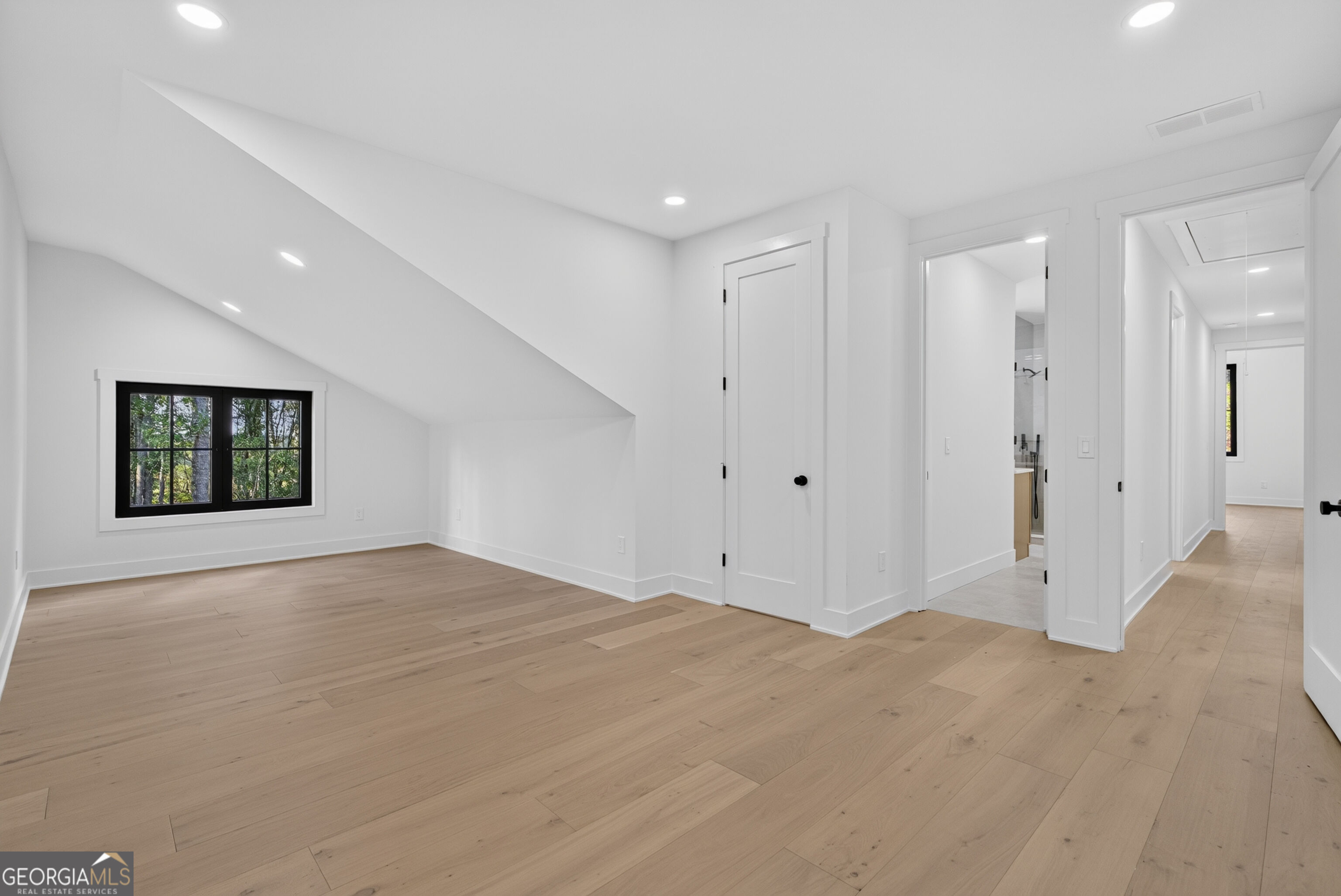 125 Manger Avenue W Property Photo 55