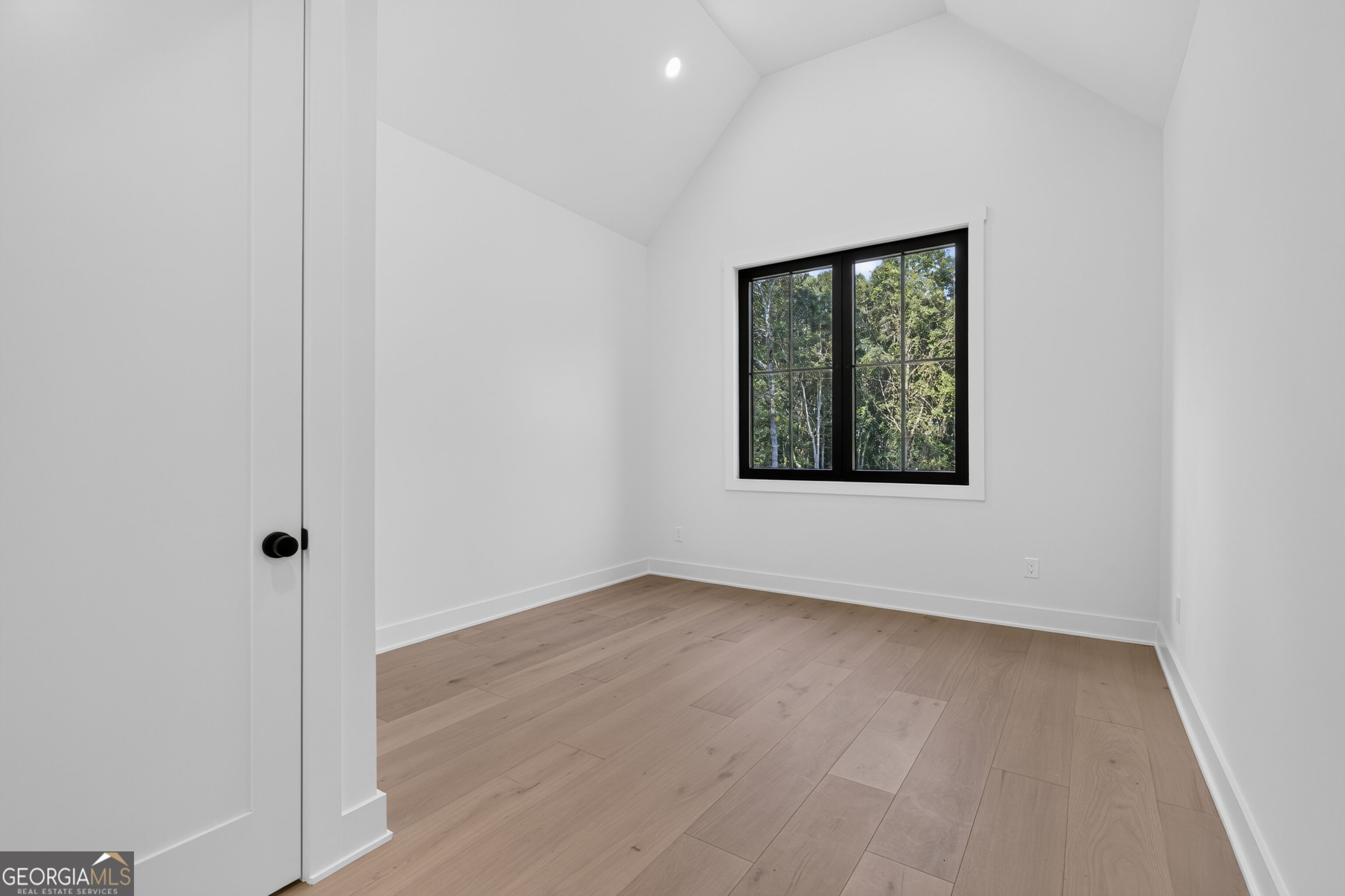 125 Manger Avenue W Property Photo 60