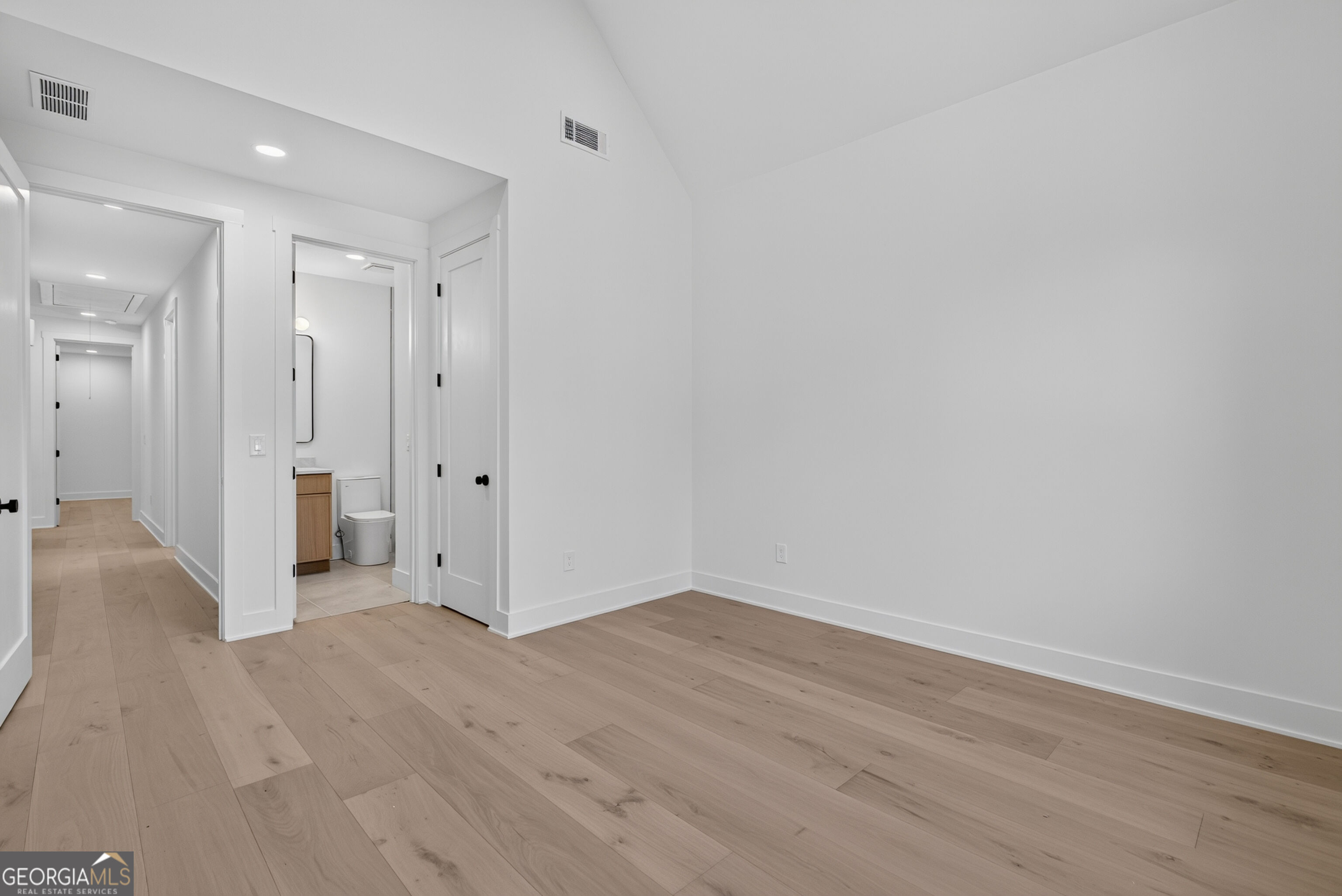 125 Manger Avenue W Property Photo 61