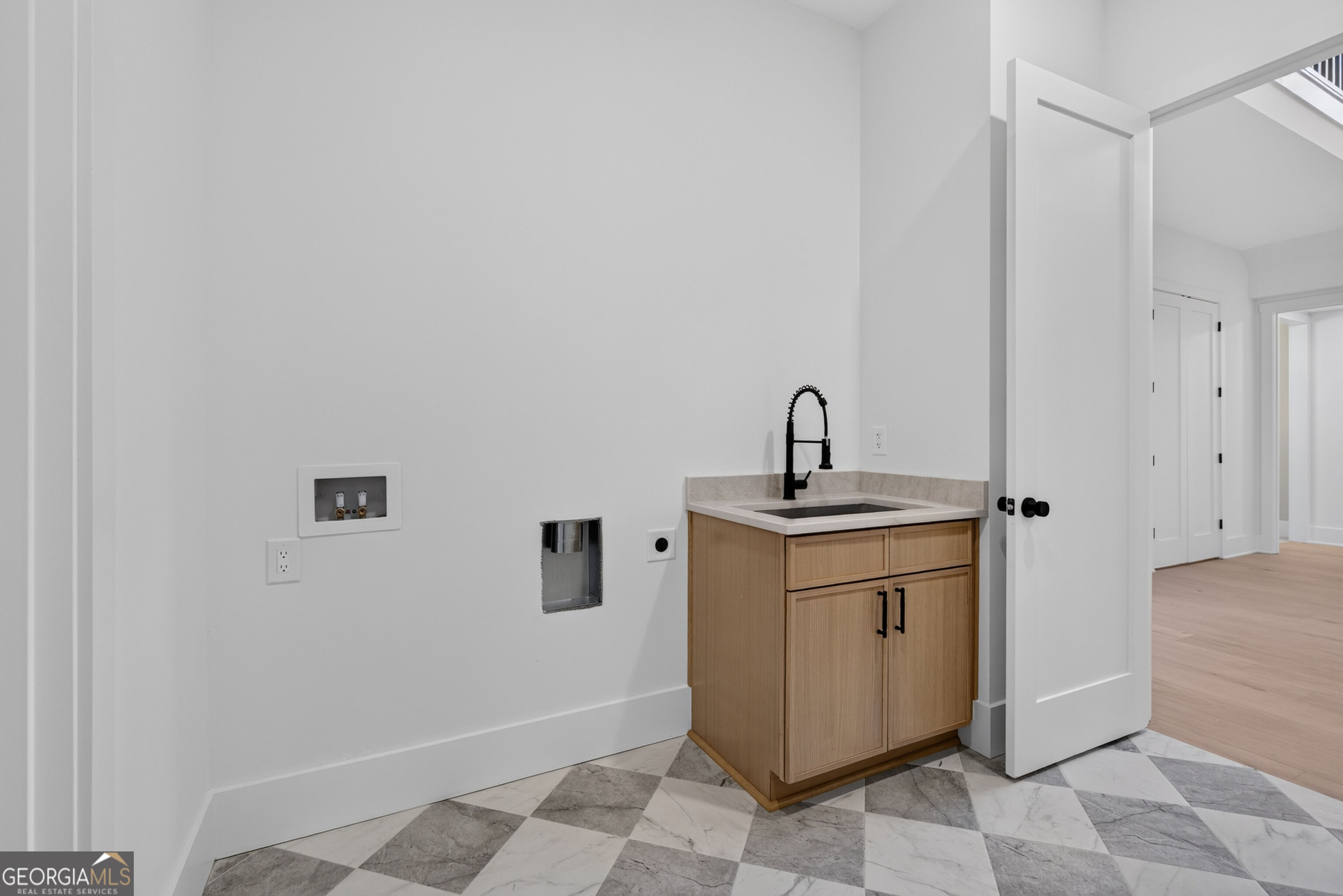 125 Manger Avenue W Property Photo 68