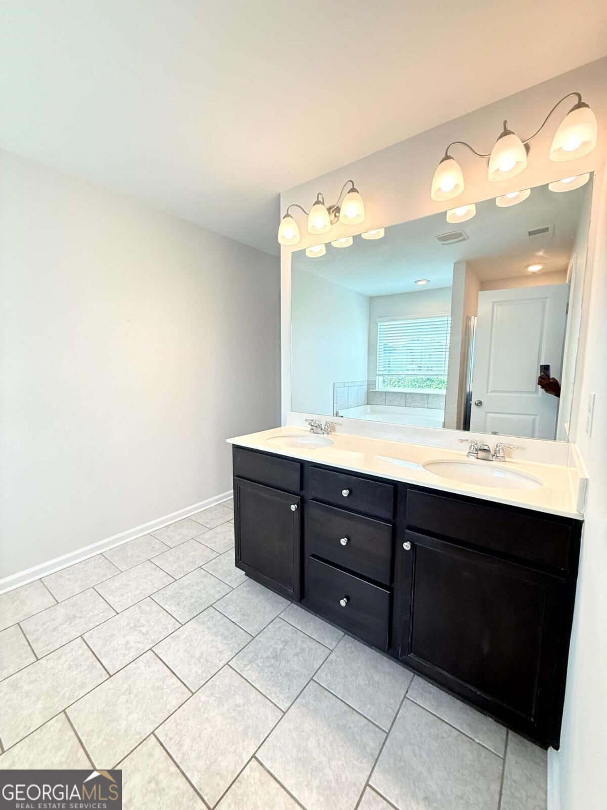 7149 Gladstone Circle Property Photo 12