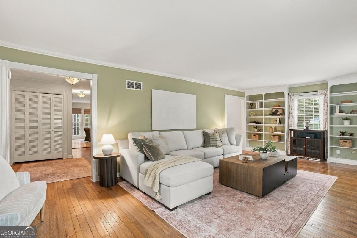 4086 Howell Ferry Road Property Photo 10