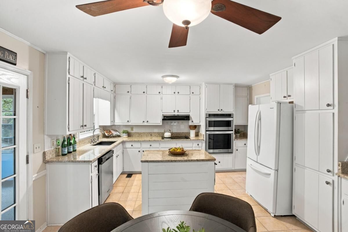 4086 Howell Ferry Road Property Photo 19