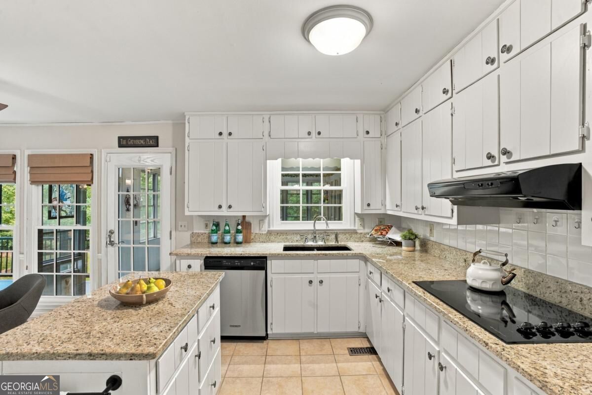 4086 Howell Ferry Road Property Photo 21