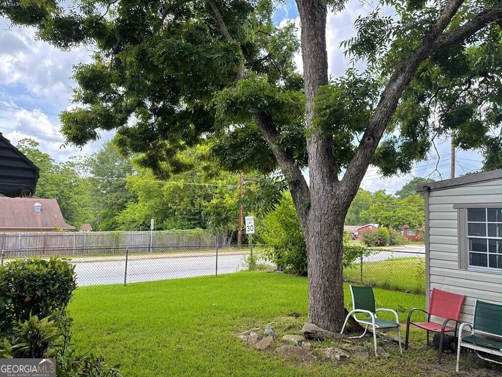 3001 9th Street Property Photo 3