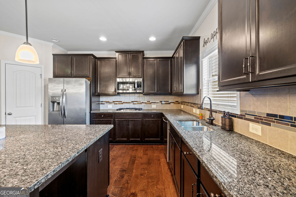731 Red Wolf Run Property Photo 10