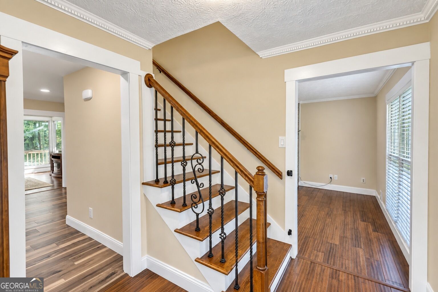 3655 Sugar Creek Lane Se Property Photo 5