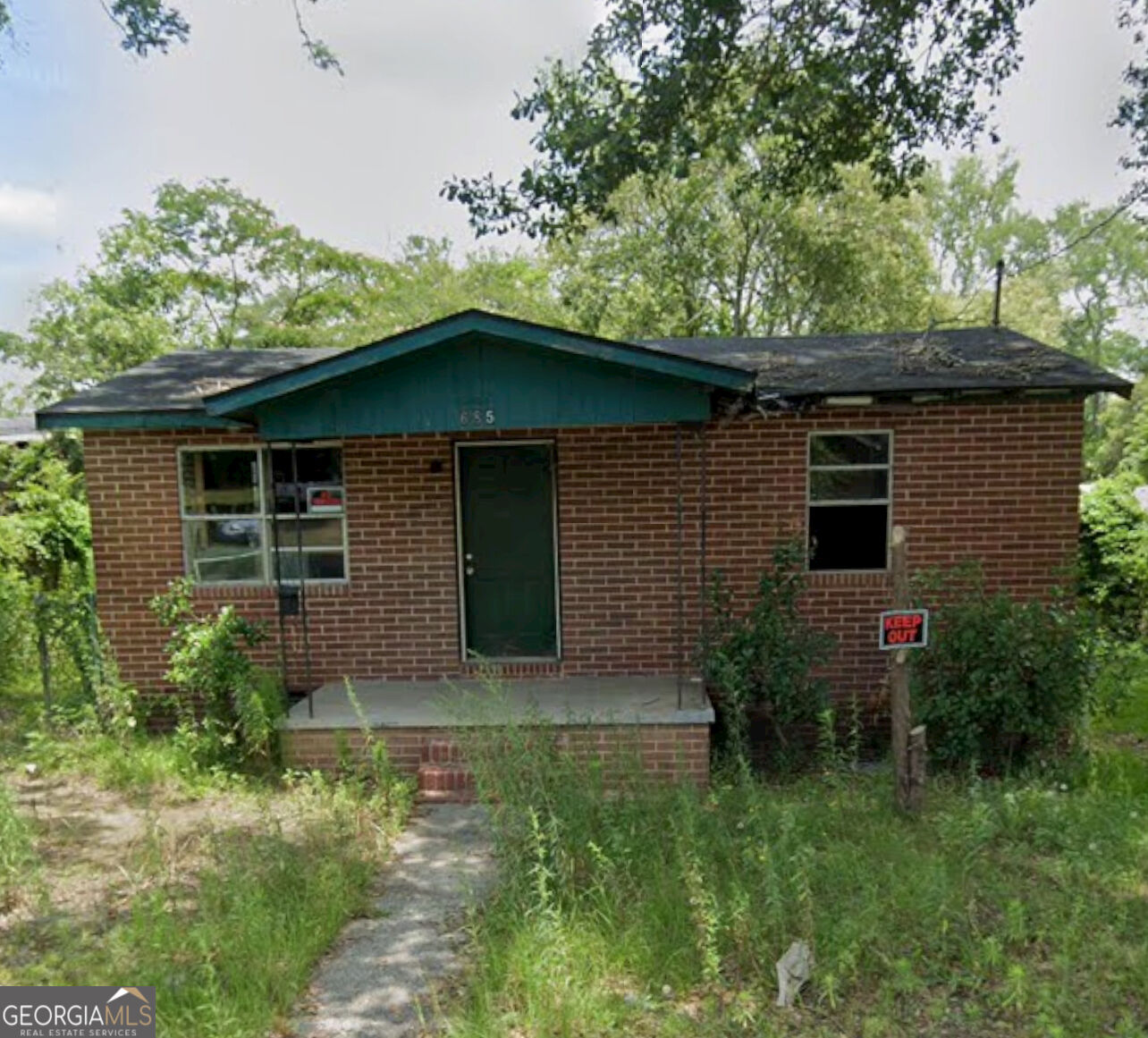 685 Reese Street Property Photo 1