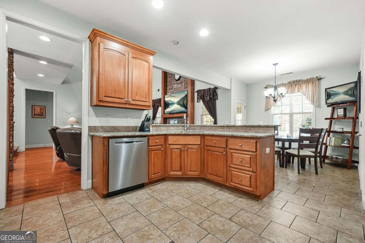 6460 Bellevue Drive Sw Property Photo 10