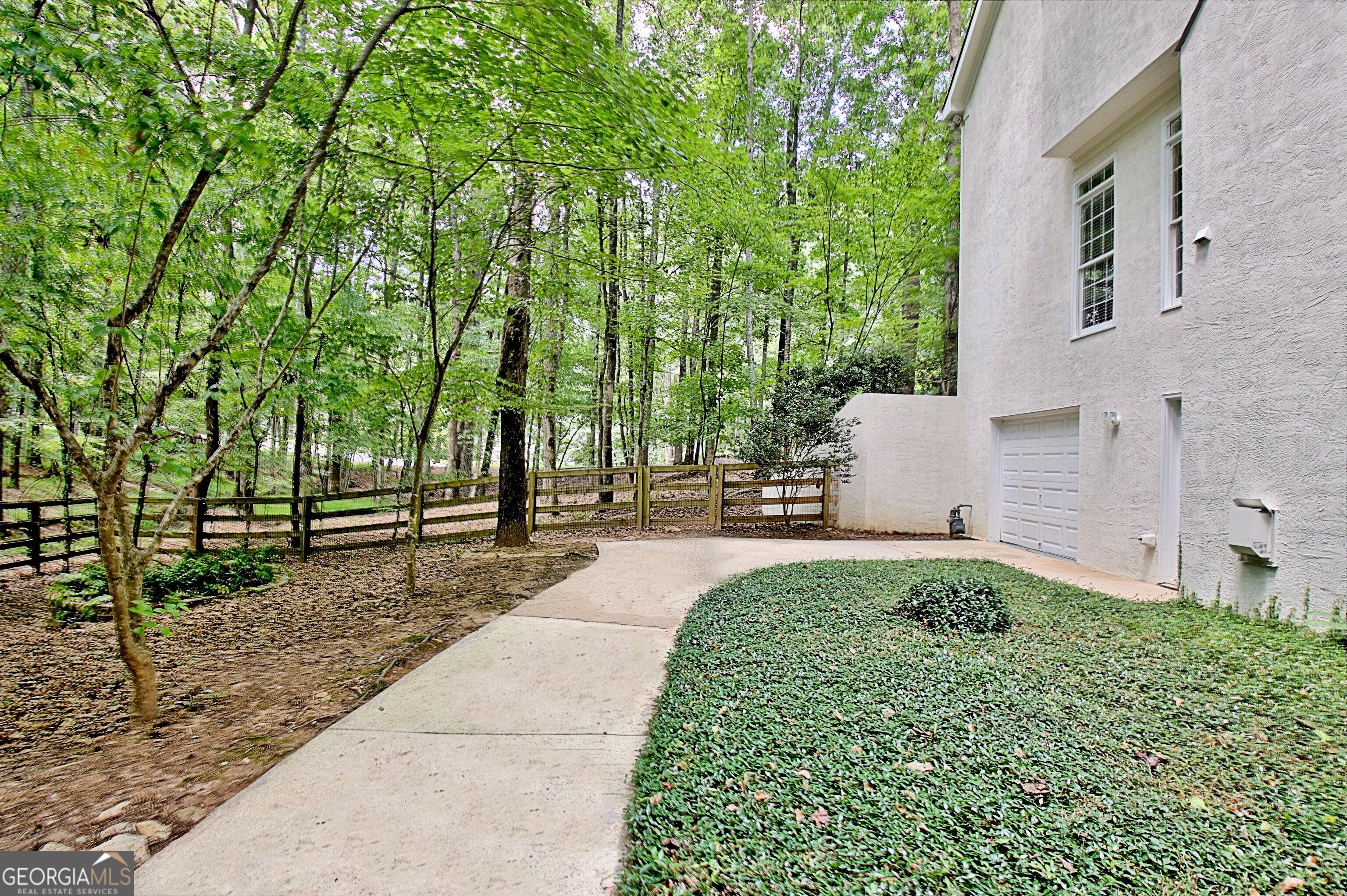 255 Inverness Shores Drive Property Photo 112