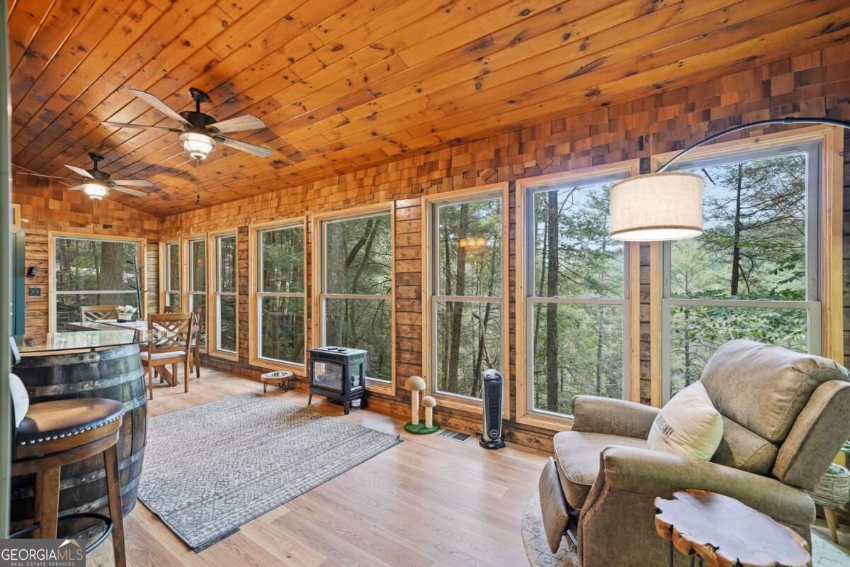 488 Whispering Pine Lane # 9 Property Photo 3