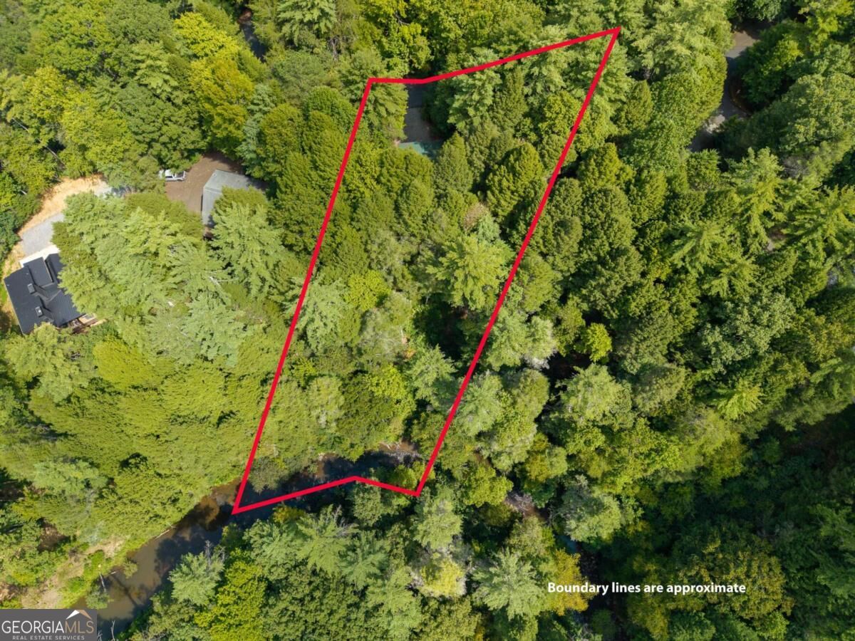 488 Whispering Pine Lane # 9 Property Photo 17