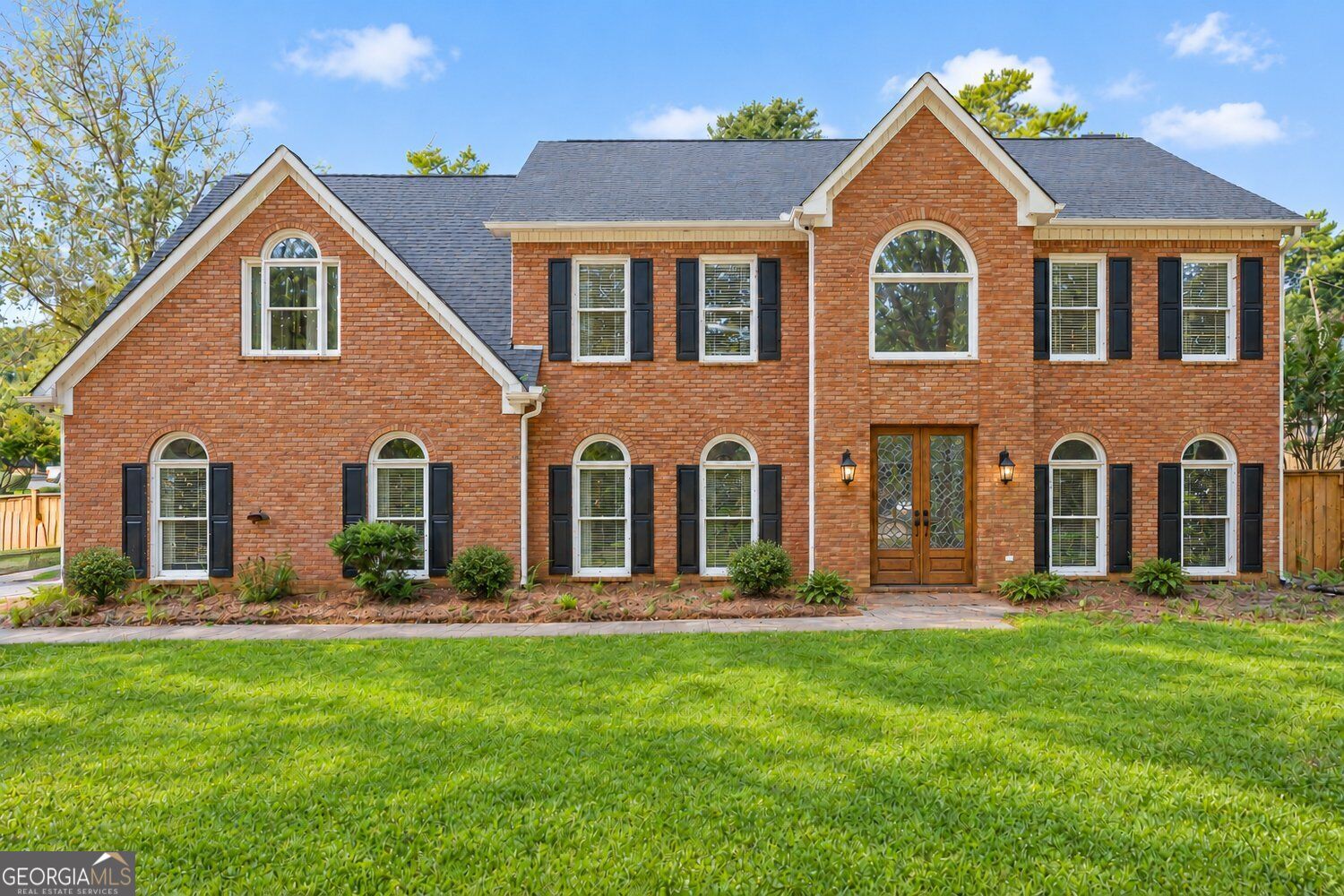 465 Chatfield Pointe NW