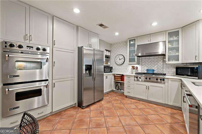 8180 Innsbruck Drive Property Photo 24