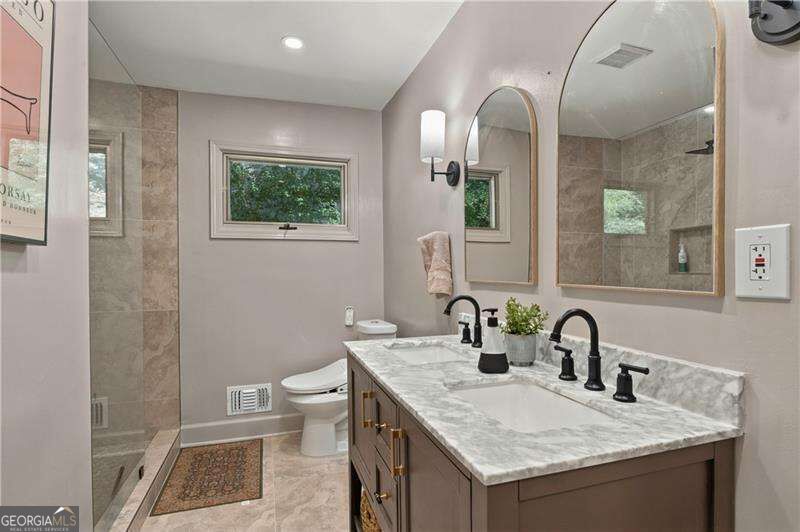 8180 Innsbruck Drive Property Photo 34