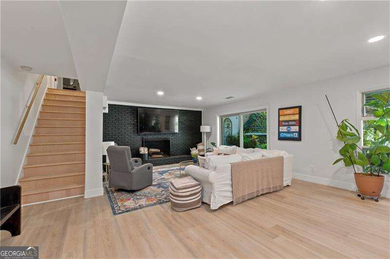 8180 Innsbruck Drive Property Photo 35
