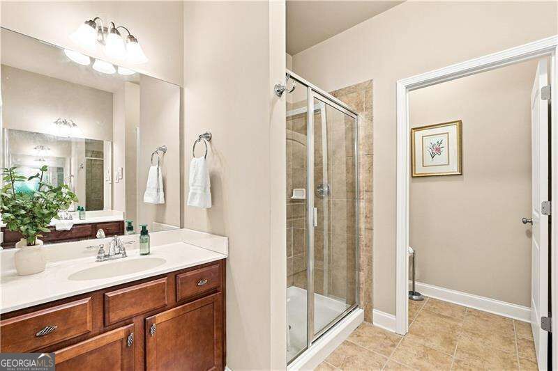 216 Hawthorne Ridge Circle Property Photo 21