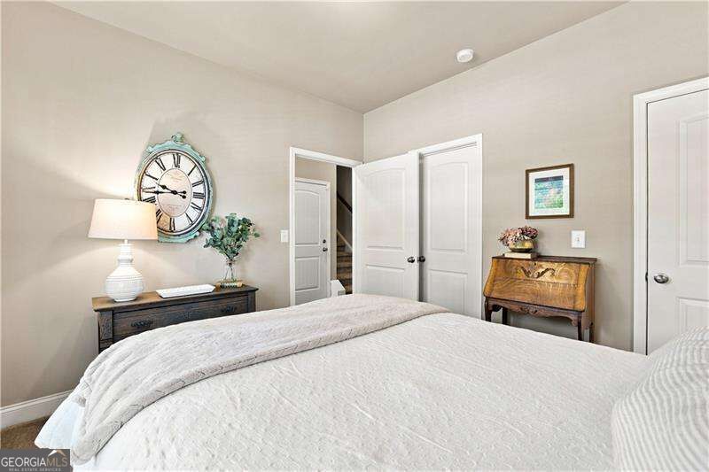 216 Hawthorne Ridge Circle Property Photo 24
