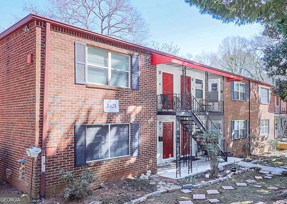 2425 Lawrenceville Highway # 8 Property Photo 1