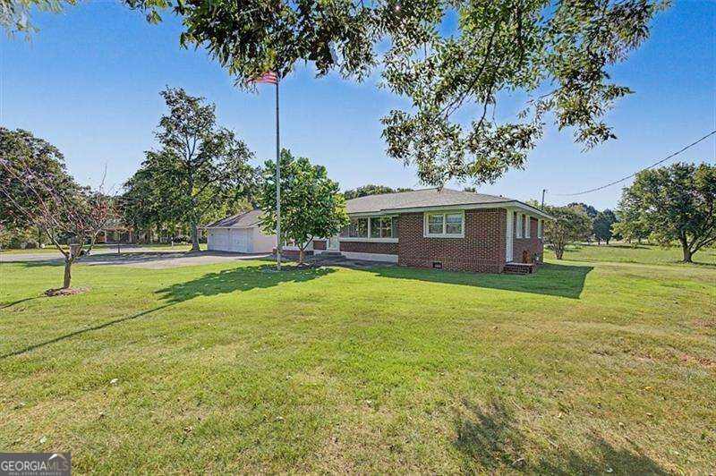 326 Old Cassville White Road Property Photo 7
