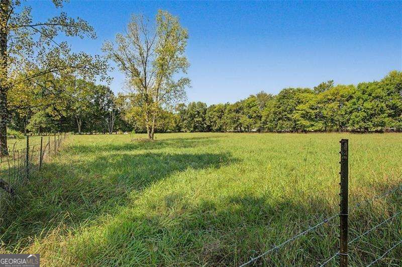 326 Old Cassville White Road Property Photo 25