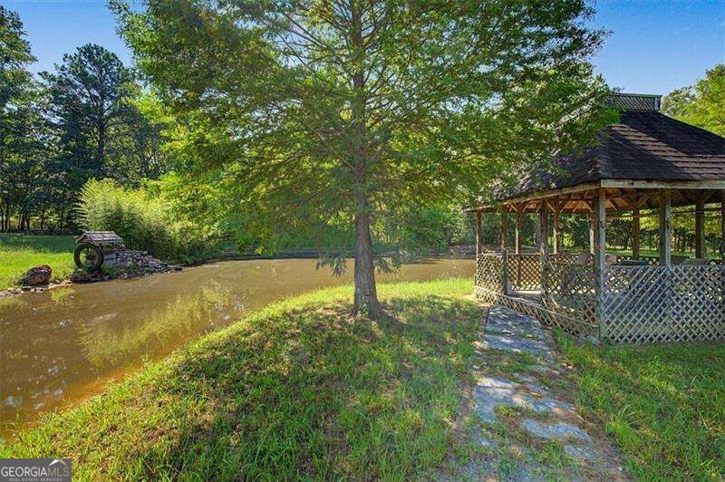 326 Old Cassville White Road Property Photo 29