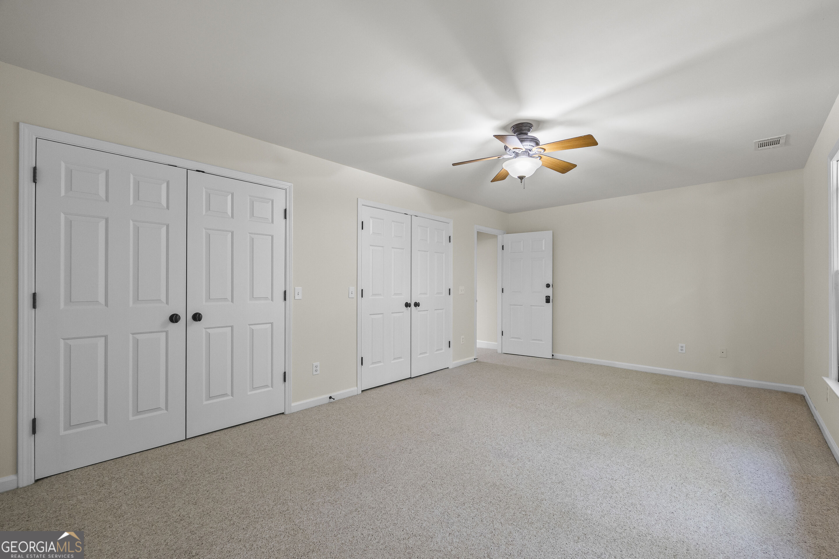 5545 Stoneleigh Drive Property Photo 44