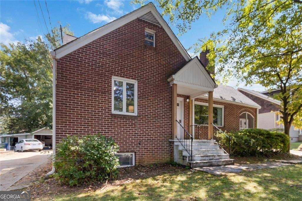 1185 Francis Street Nw Property Photo 3