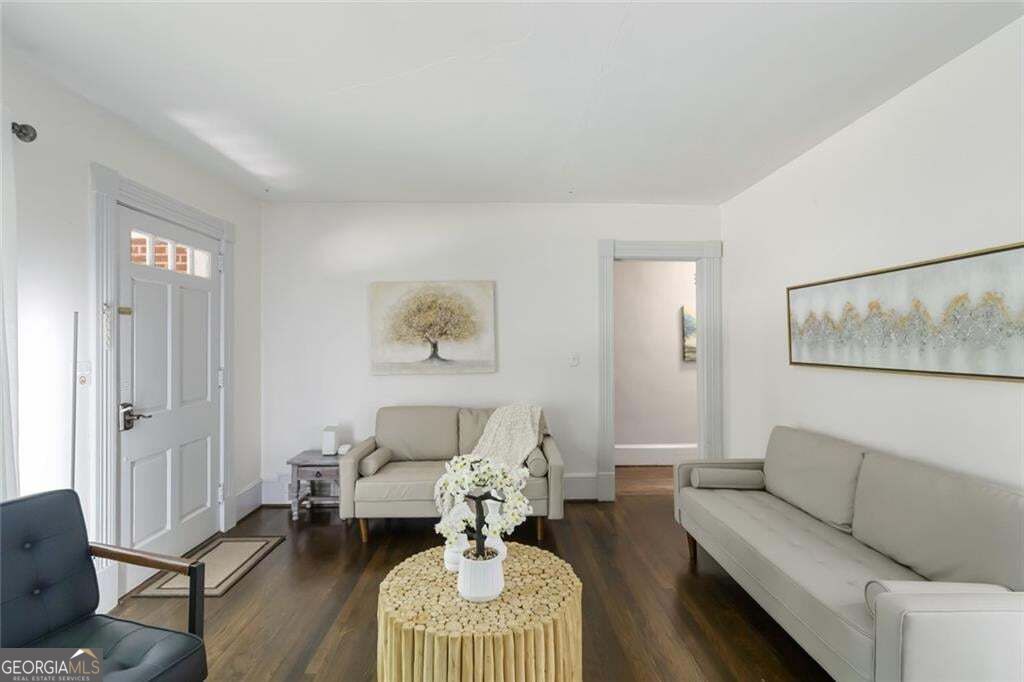 1185 Francis Street Nw Property Photo 10