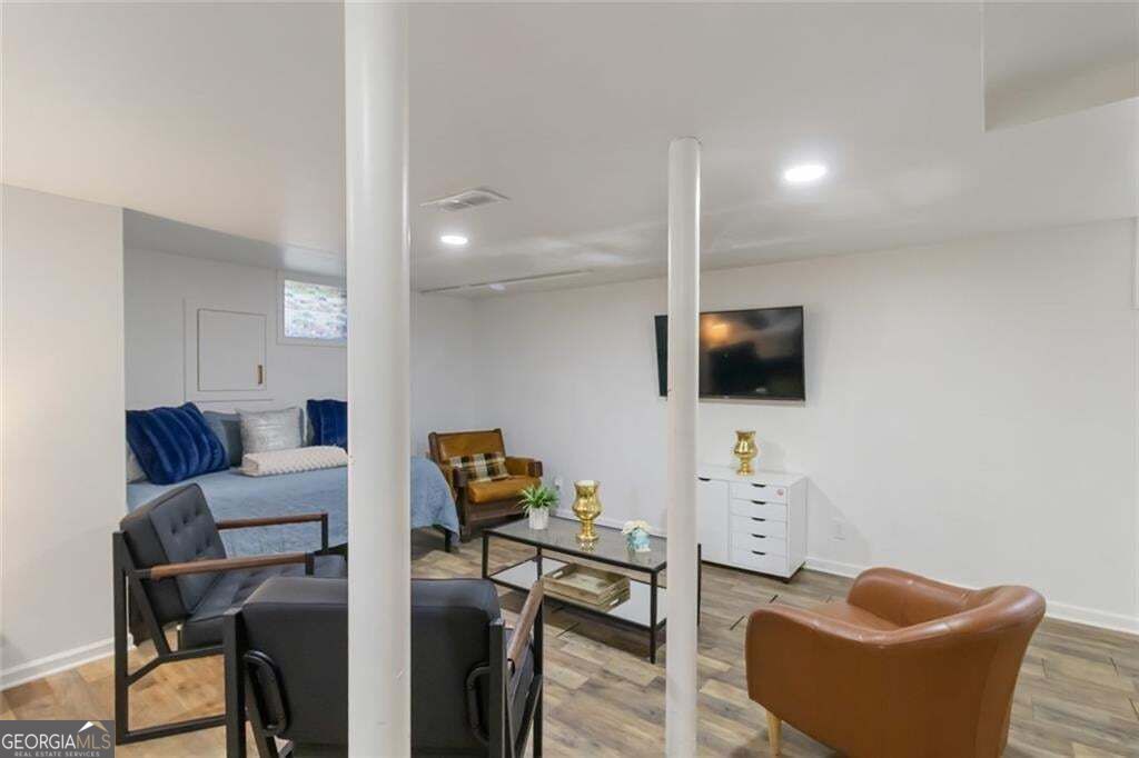 1185 Francis Street Nw Property Photo 28