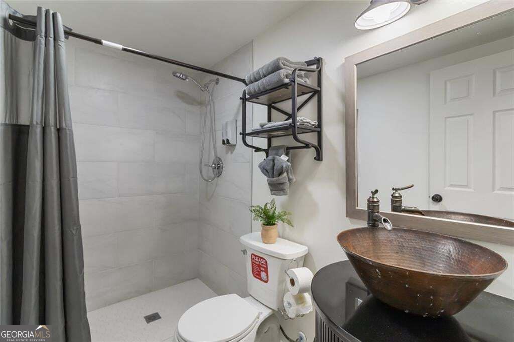 1185 Francis Street Nw Property Photo 36