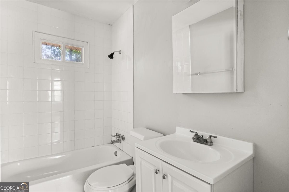 220 Opal Drive Property Photo 9