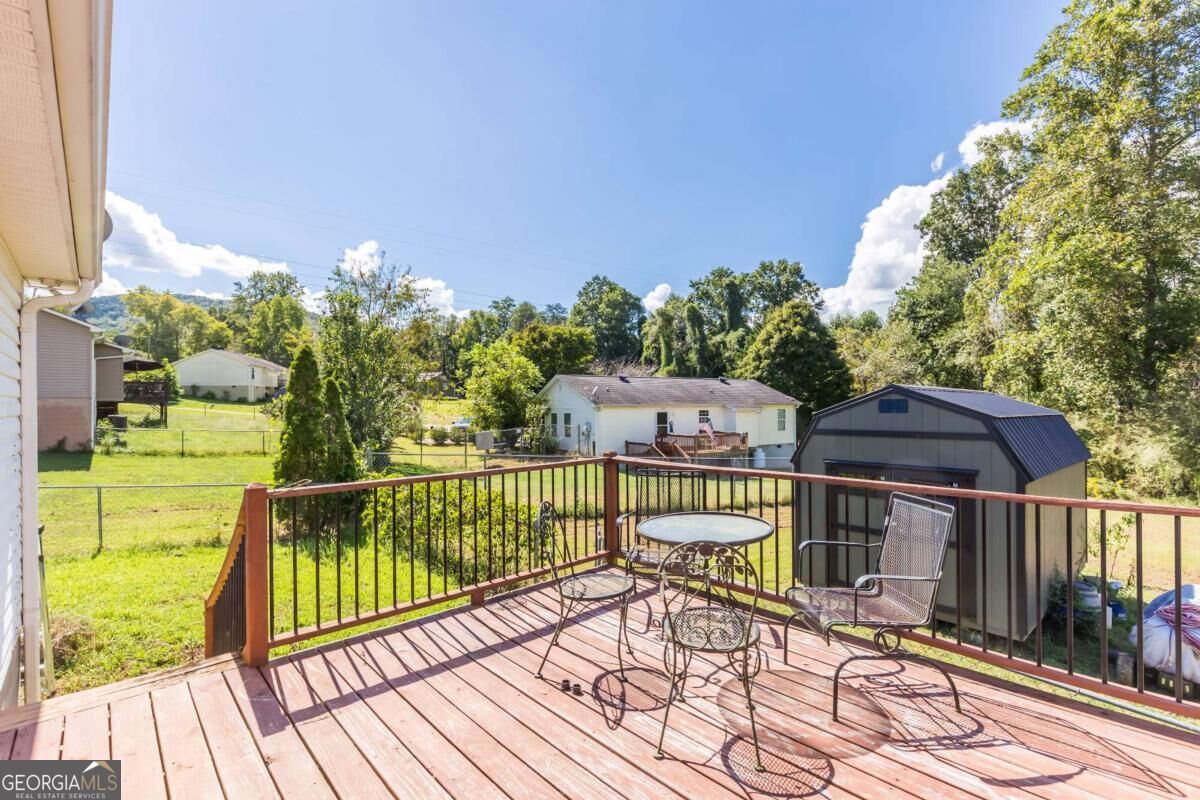 738 Hood Street Property Photo 15