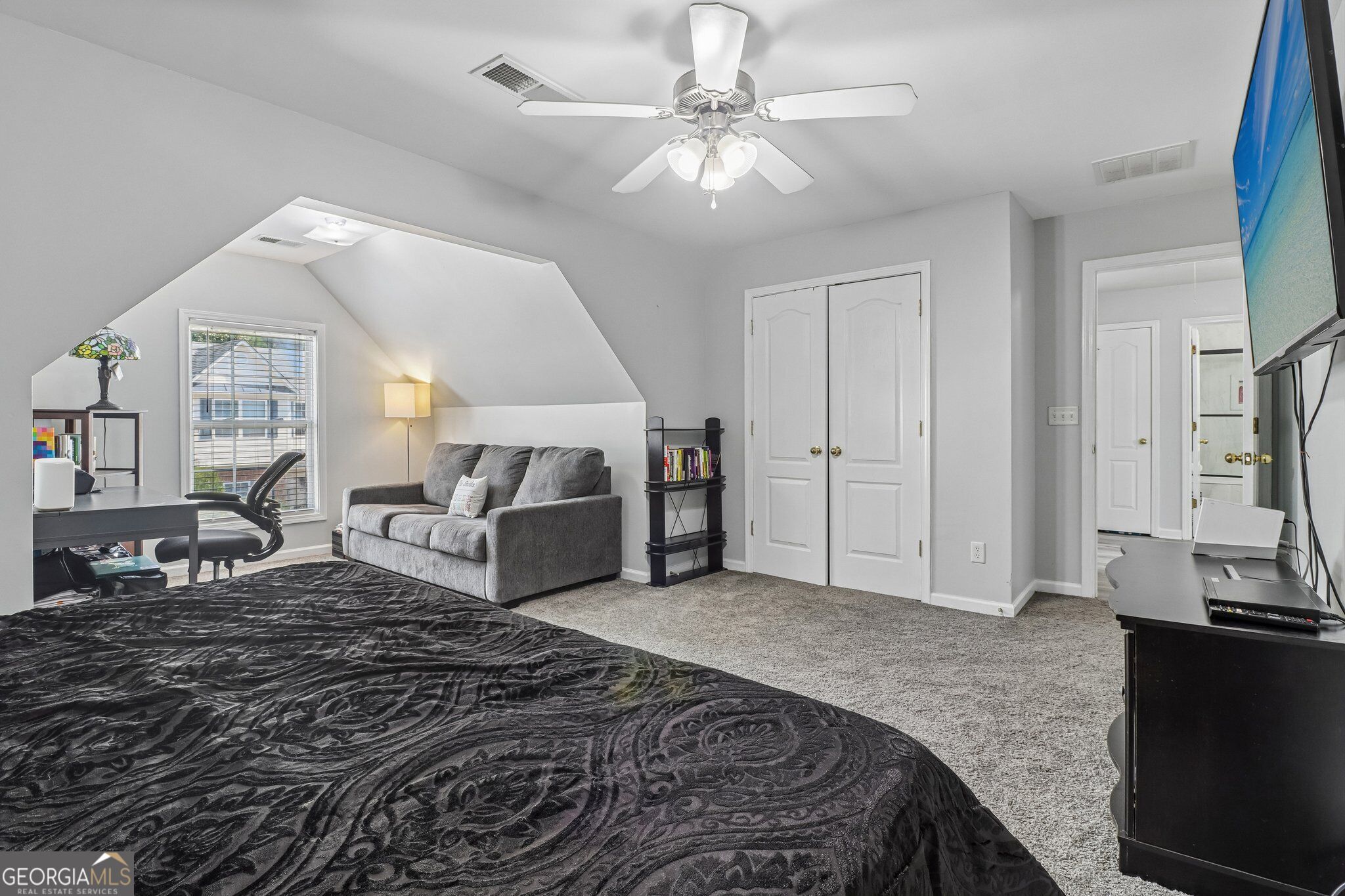 117 Brookvalley Crossing Property Photo 48