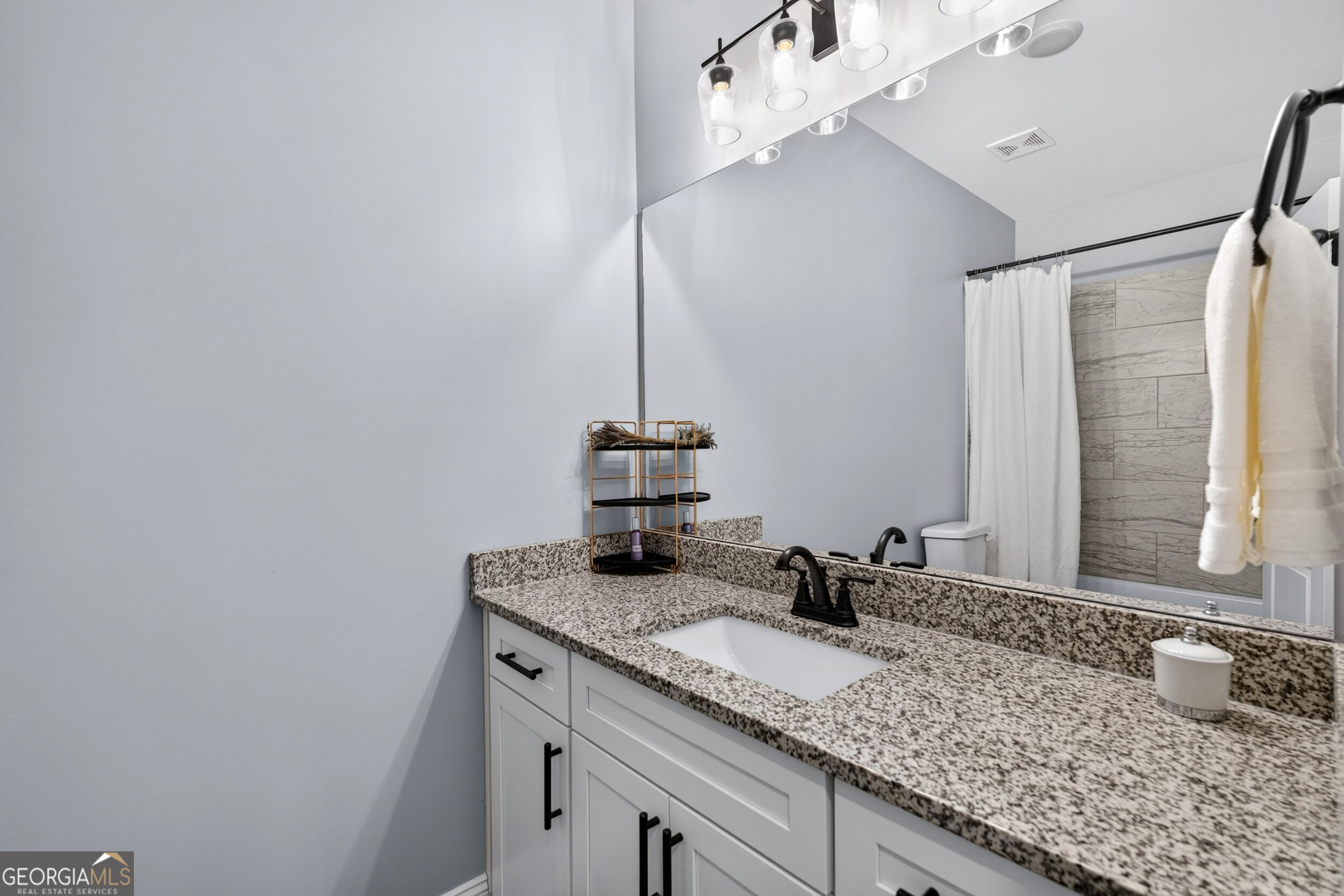 1058 Amarose Lane Ne Property Photo 21
