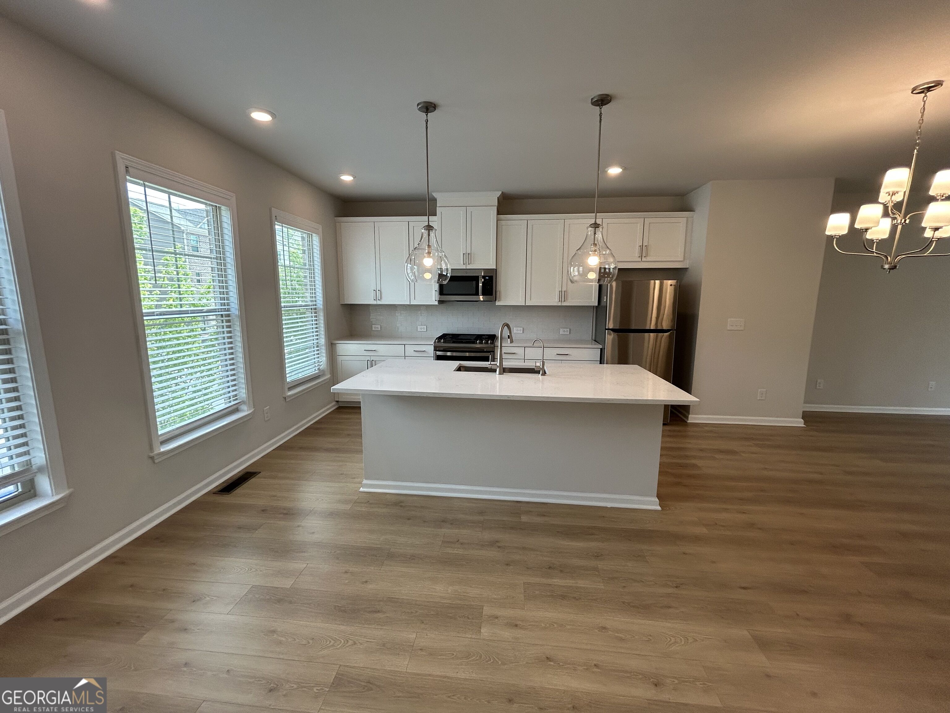 3715 Davis Circle Property Photo 8