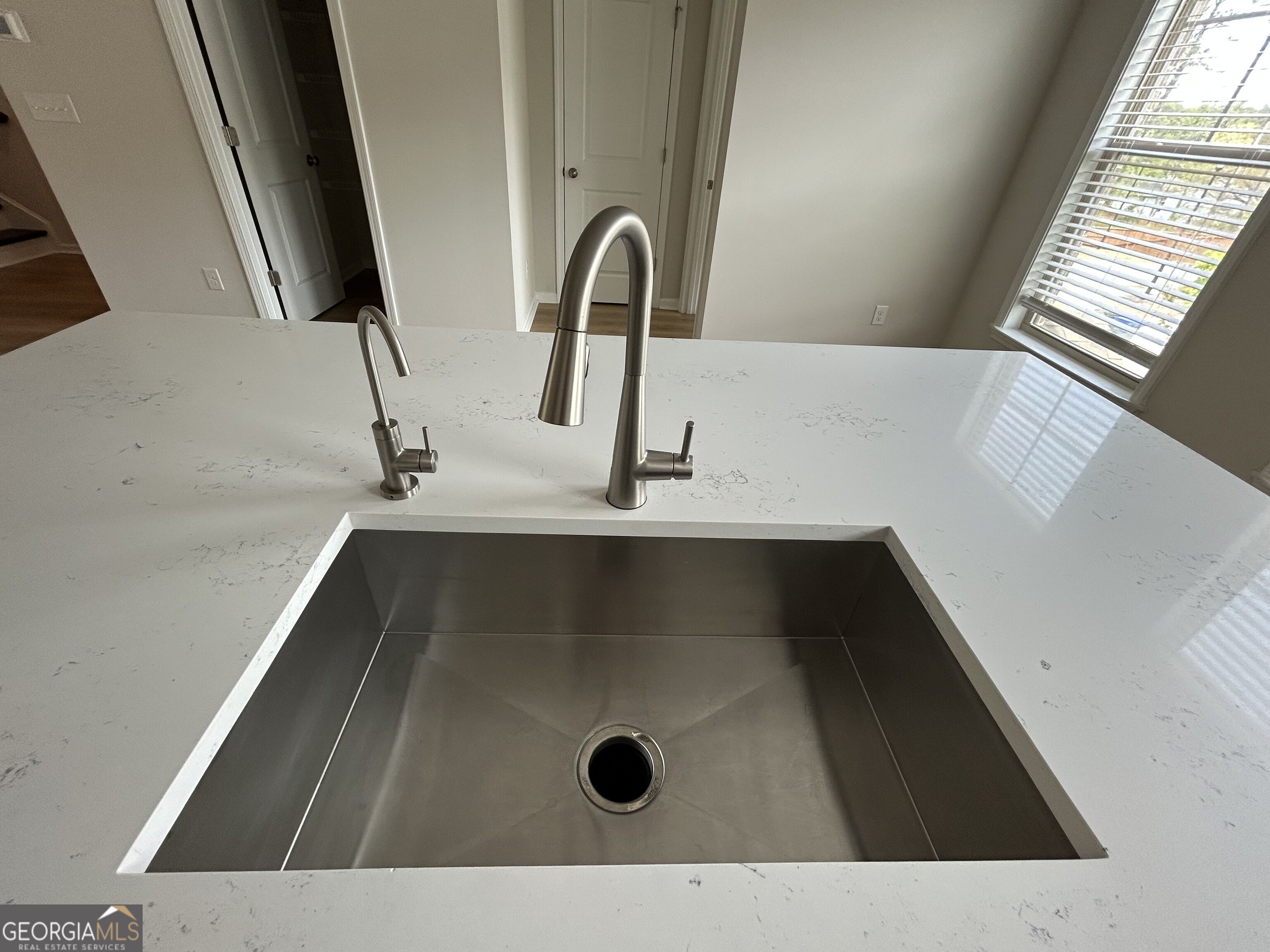 3715 Davis Circle Property Photo 10