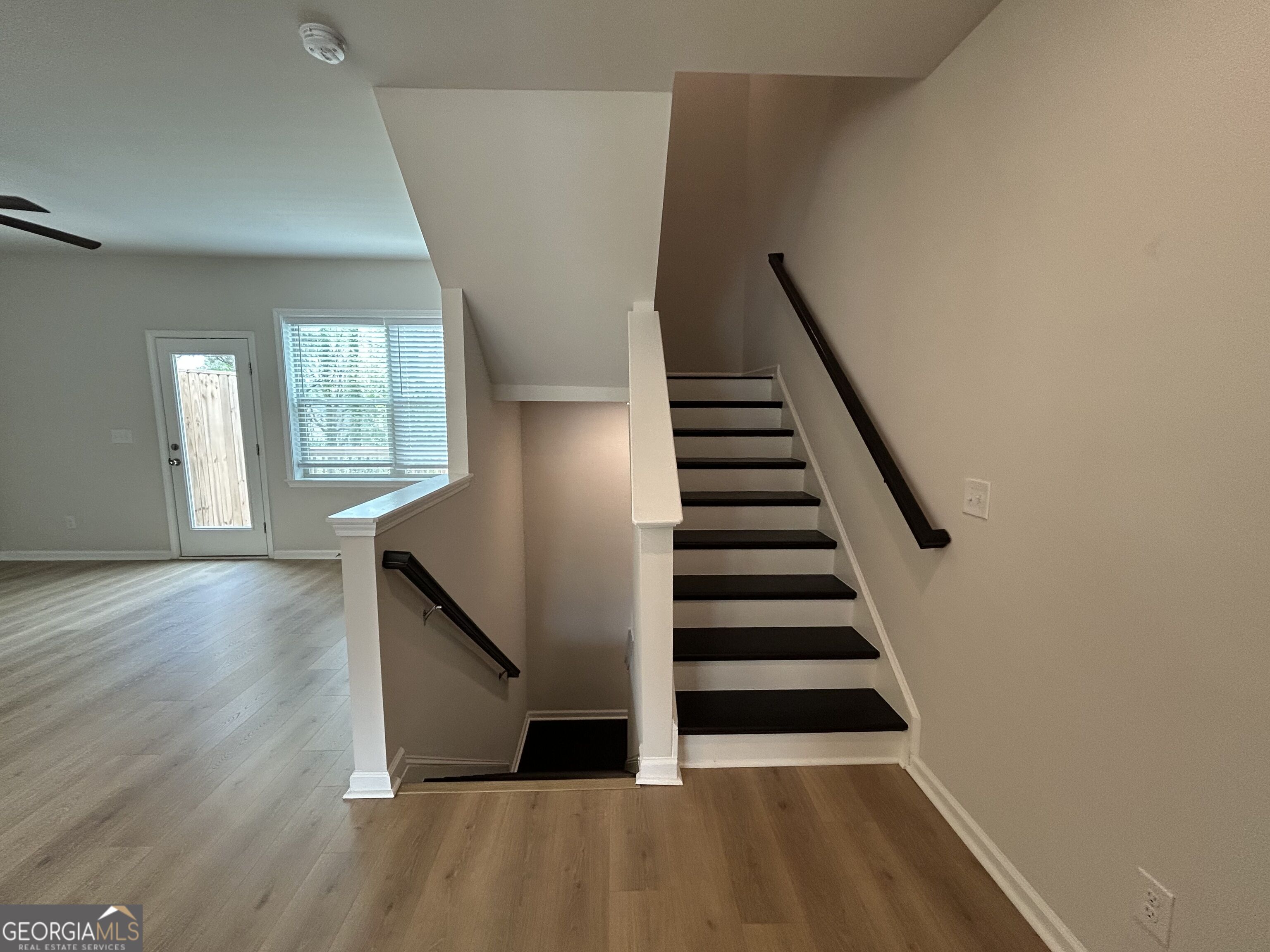3715 Davis Circle Property Photo 12