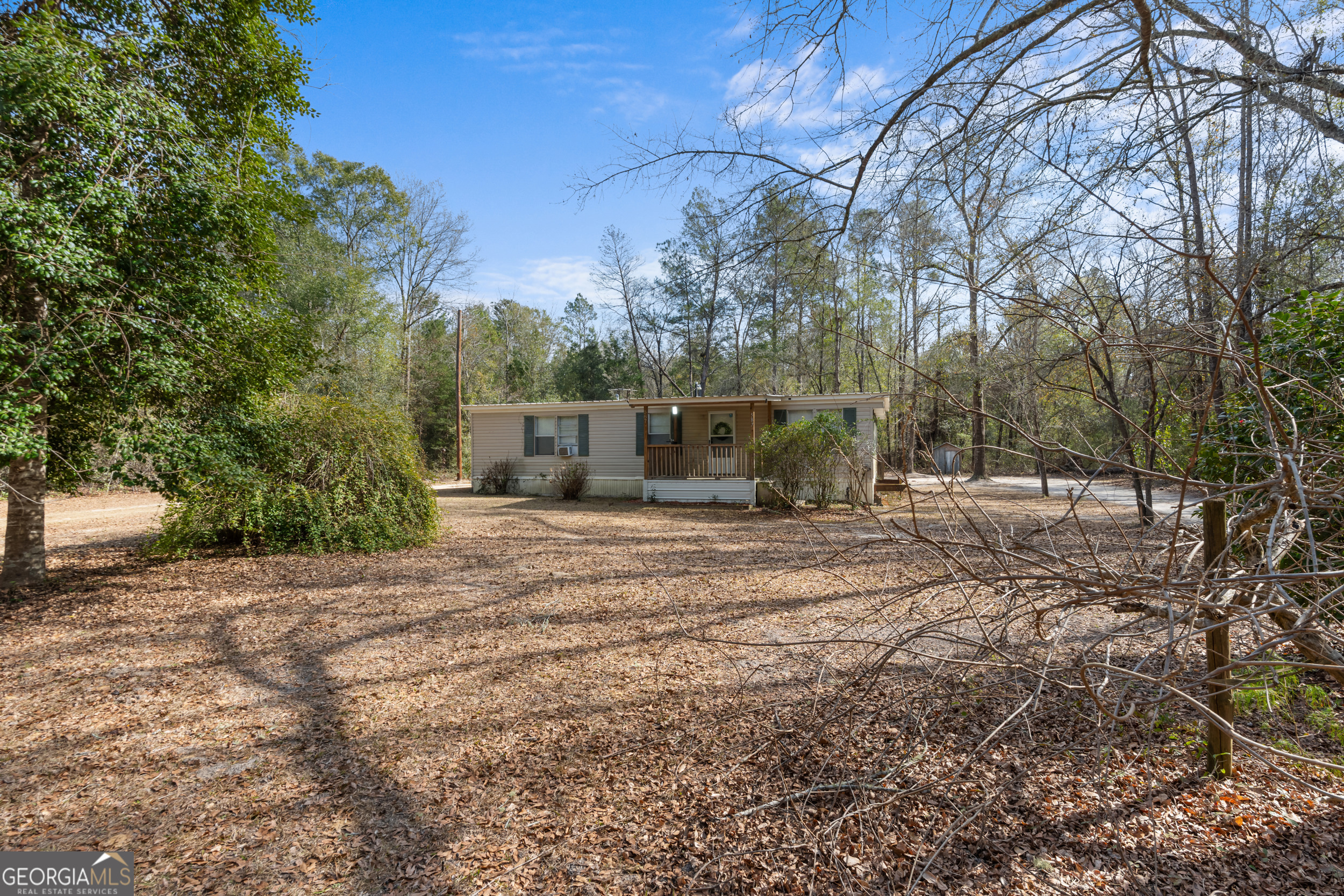 587 Kendricks Road Property Photo 2