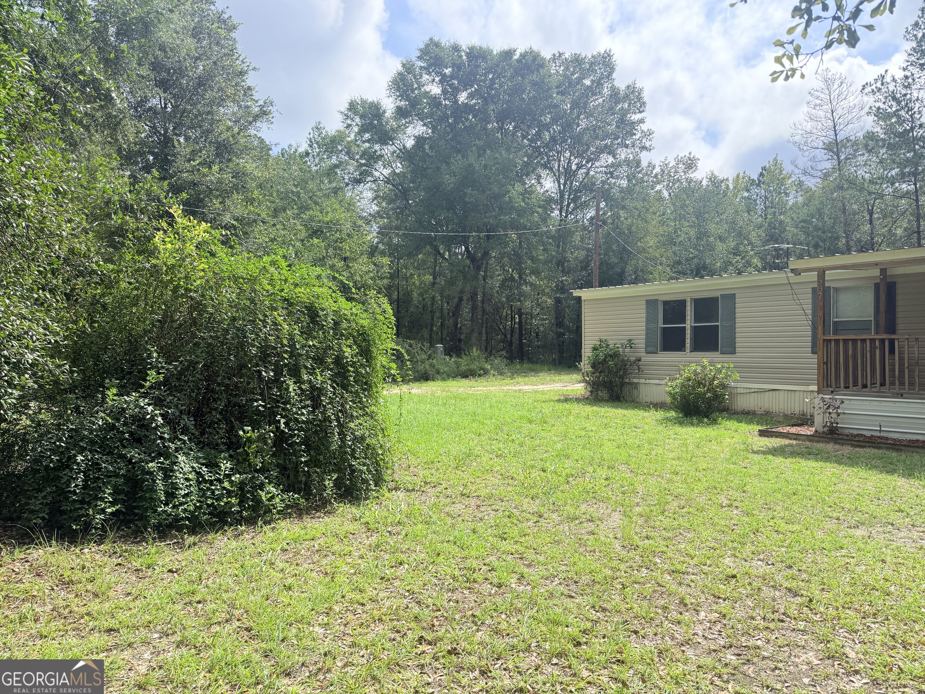 587 Kendricks Road Property Photo 5